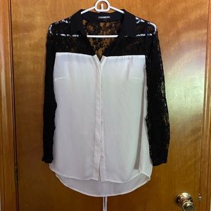 Express Lace button down (S)